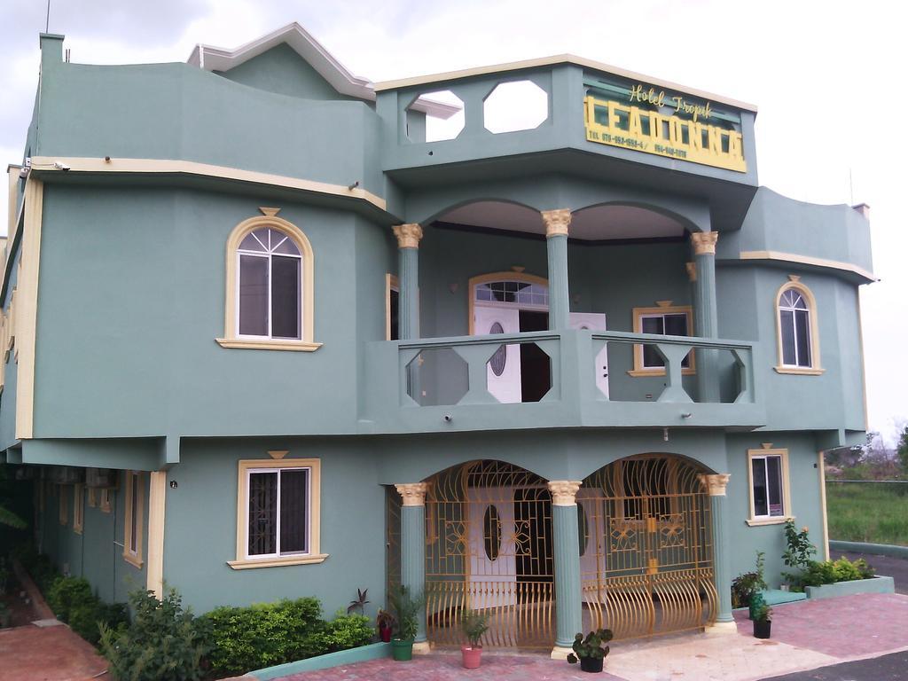 Hotel Tropik Leadonna Montego Bay Exterior photo